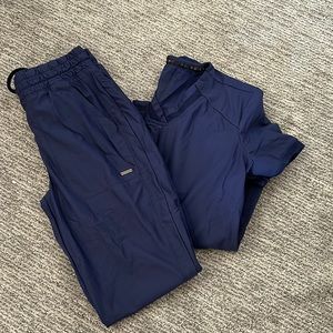 Cherokee Form scrubs